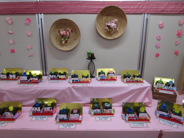 置き型のおひなさま作品